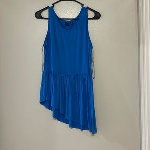 Blue size medium shirt by kaari